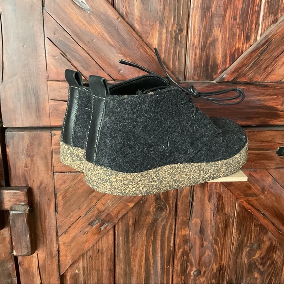 COMFORTFUSSE Felt Wool Leather Lined Handmade Cork Base - Picture 6 of 9